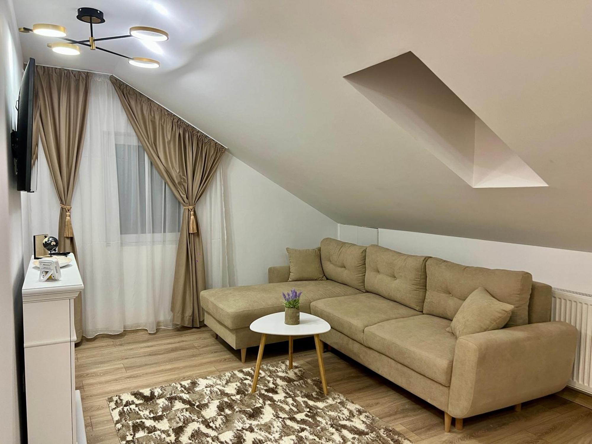Prestige Aparthotel Braşov Extérieur photo